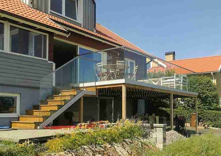 glass handrails for balcony