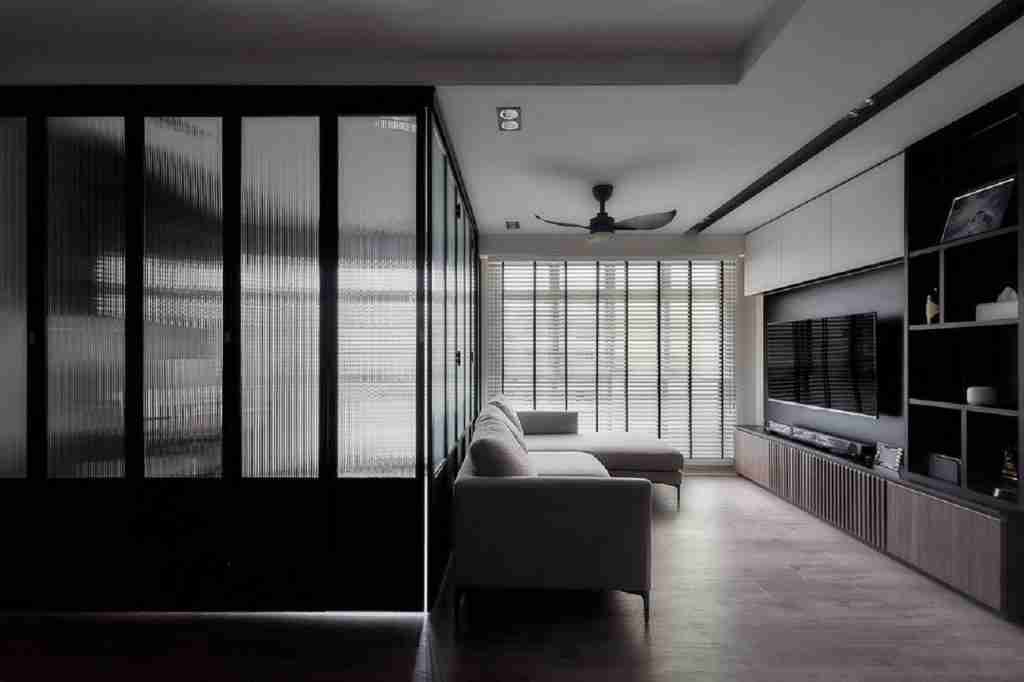 Shenzhen Dragon Glass provide super extra-stylish 8mm ribbed glass door with competitive price