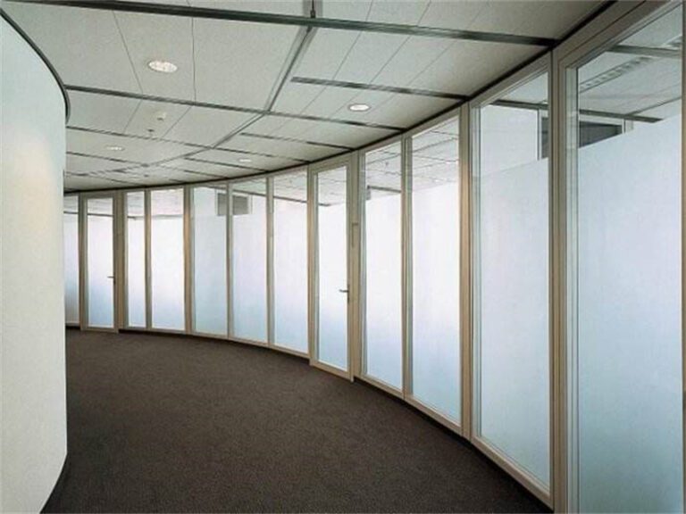 frosted laminated glass
double laminated glass
frosted glass wall