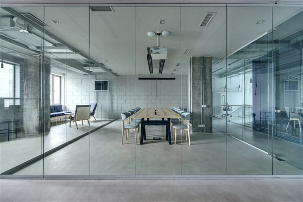 3/8 low iron tempered glass, ultra clear tempered glass, iron free toughened glass panel, glass partitions, partiton walls