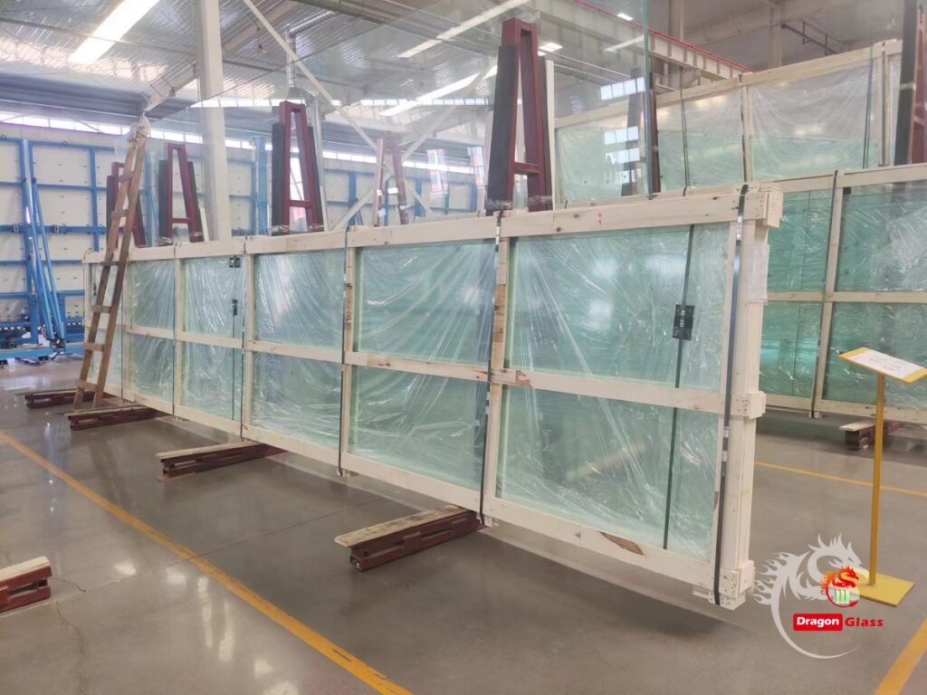Shenzhen Dragon Glass Super classy 15mm +1.52SGP +15mm tempered low iron laminated glass solutions for commercial car showrooms