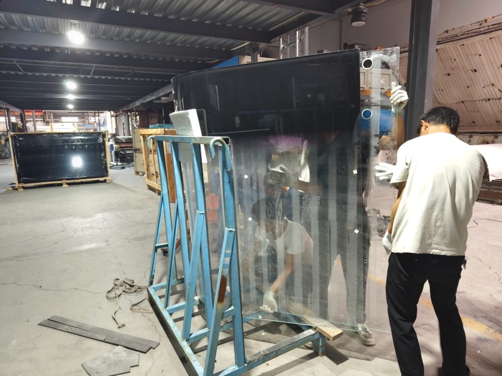 Ceramic fritted SGP curved laminated glass panel