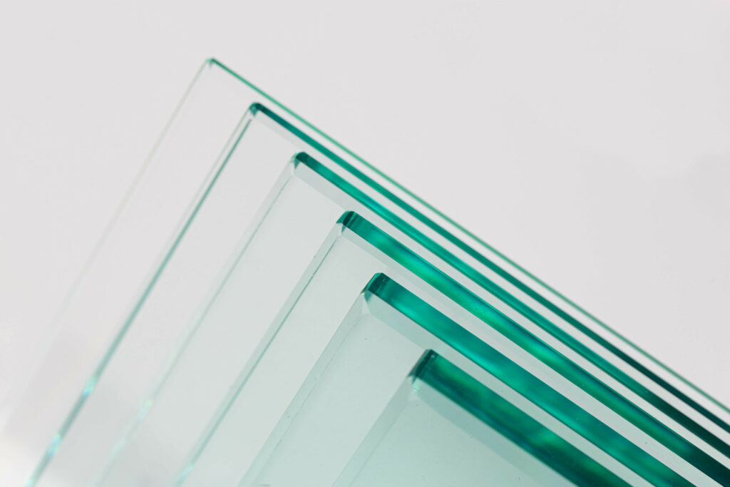 China top 5 excellent performance Clean Color 8+15A+8 Flat double glazed glass wholesale prices, customization allowed. The glass can be laminated glass, reflective glass, low-e glass, tempered glass, tinted glass ， etc.